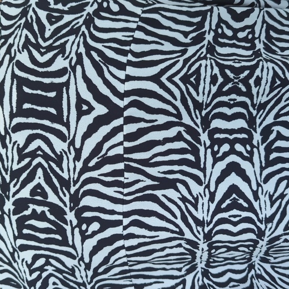 XL  Milano Black & White Blouse - Picture 4 of 10